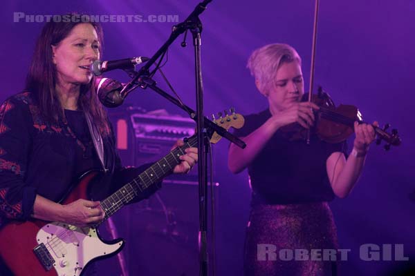 THE BREEDERS - 2017-10-27 - PARIS - Gaite Lyrique - Kim Deal